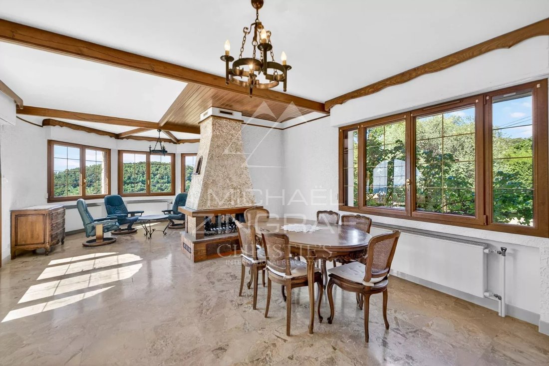 Villa in Grasse, Provence-Alpes-Côte d'Azur, France 4 - 18082985