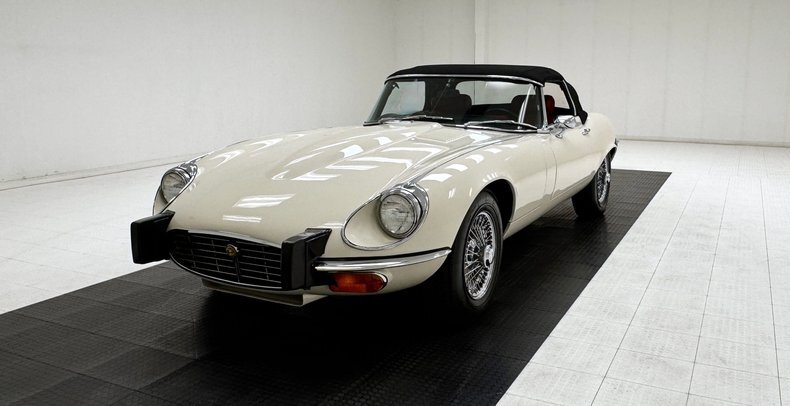 Cabriolet in Morgantown, United States 1 - 18089265