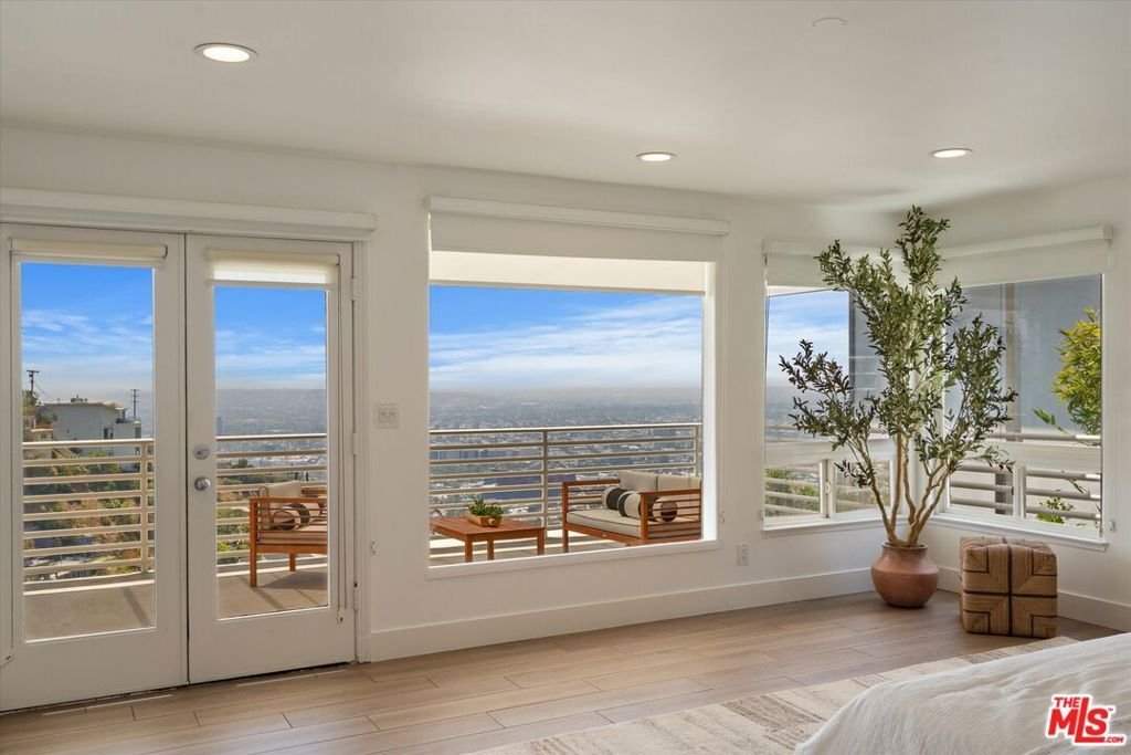 House in Los Angeles, California, United States 1 - 18089674