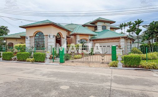 Villa in Pattaya, Chon Buri, Thailand 1