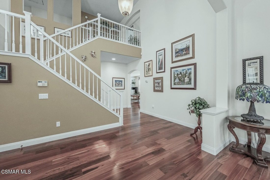 Casa a Simi Valley, California, Stati Uniti 2 - 18086063