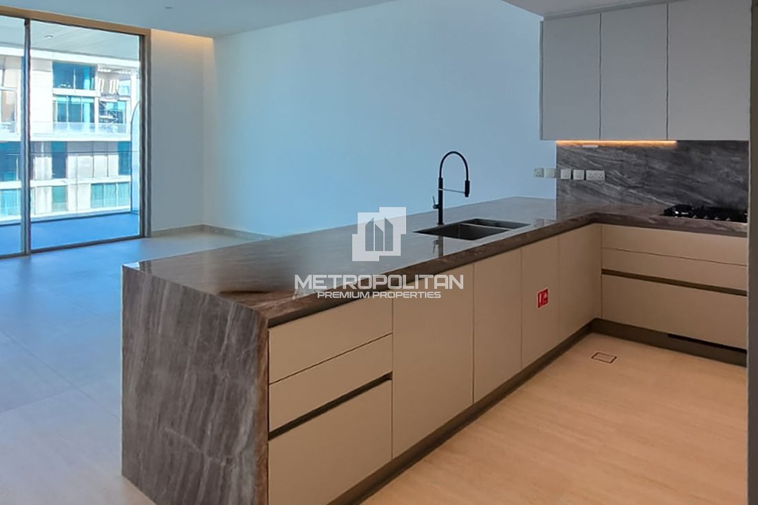 Apartment in Palm Jumeirah, Dubai, United Arab Emirates 5 - 18083469