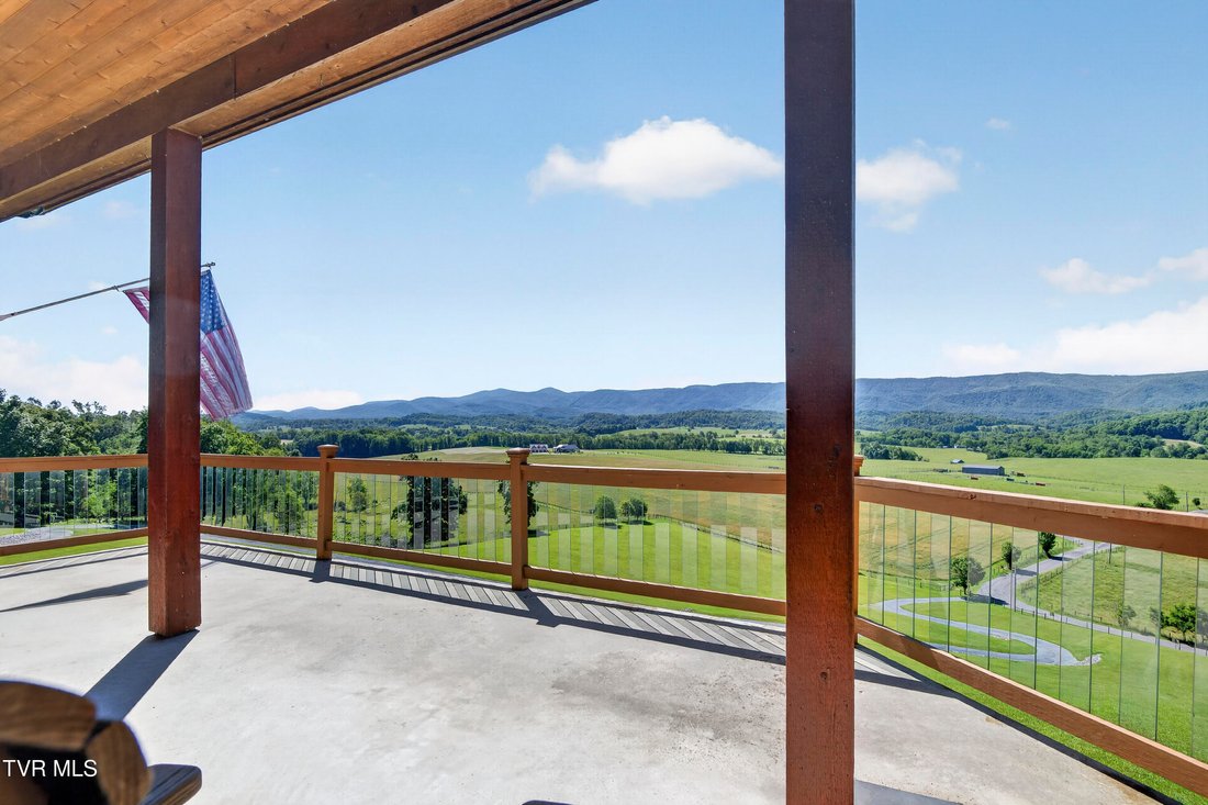House in Chilhowie, Virginia, United States 5 - 18084598