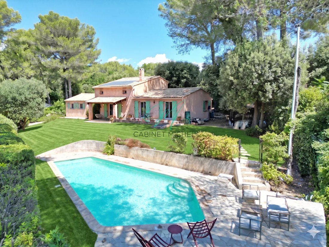 House in Valbonne, Provence-Alpes-Côte d'Azur, France 1 - 16324810