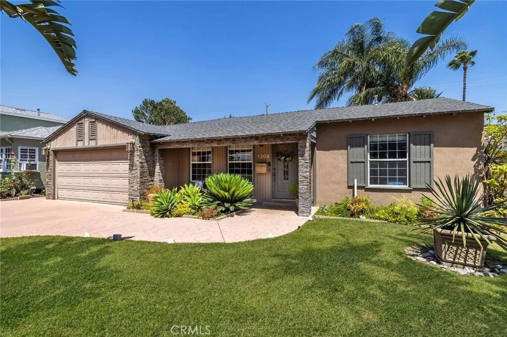 House in Burbank, California, United States 4 - 18081841