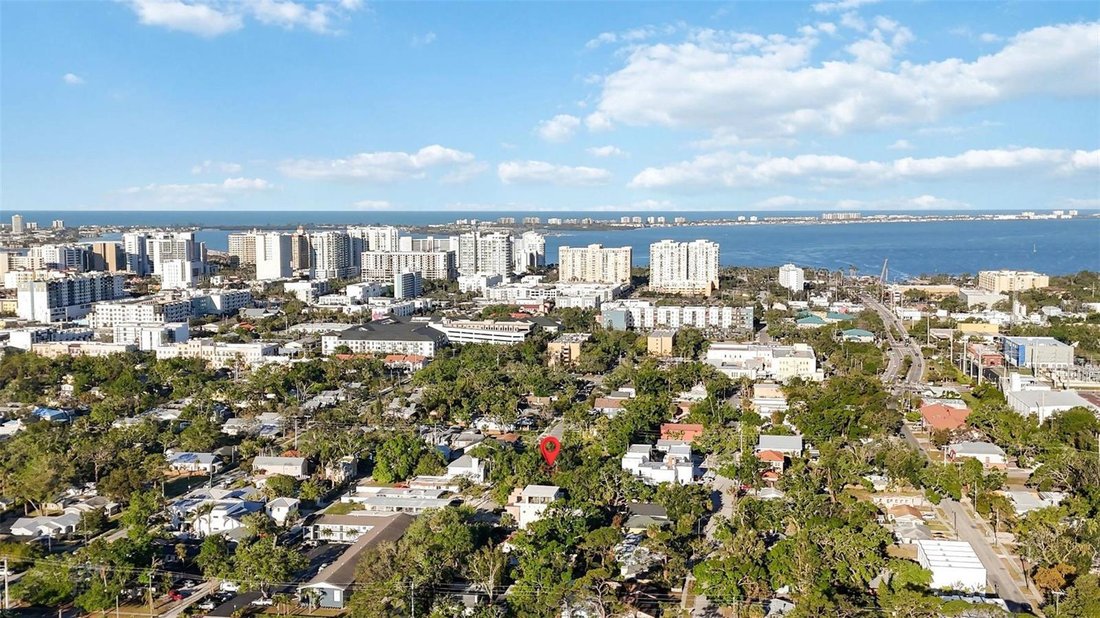 House in Sarasota, Florida, United States 3 - 18085046