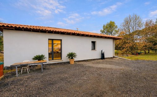 House in Rognes, Provence-Alpes-Côte d'Azur, France 1