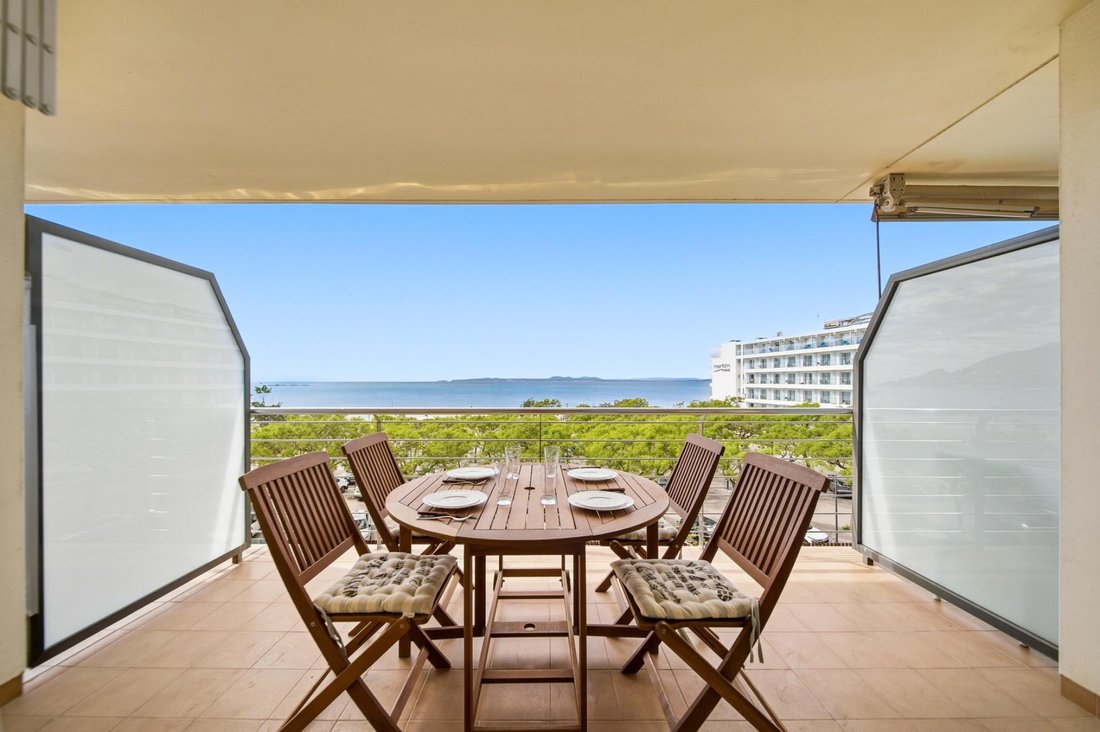Apartment in Roses, Catalonia, Spain 4 - 18088625