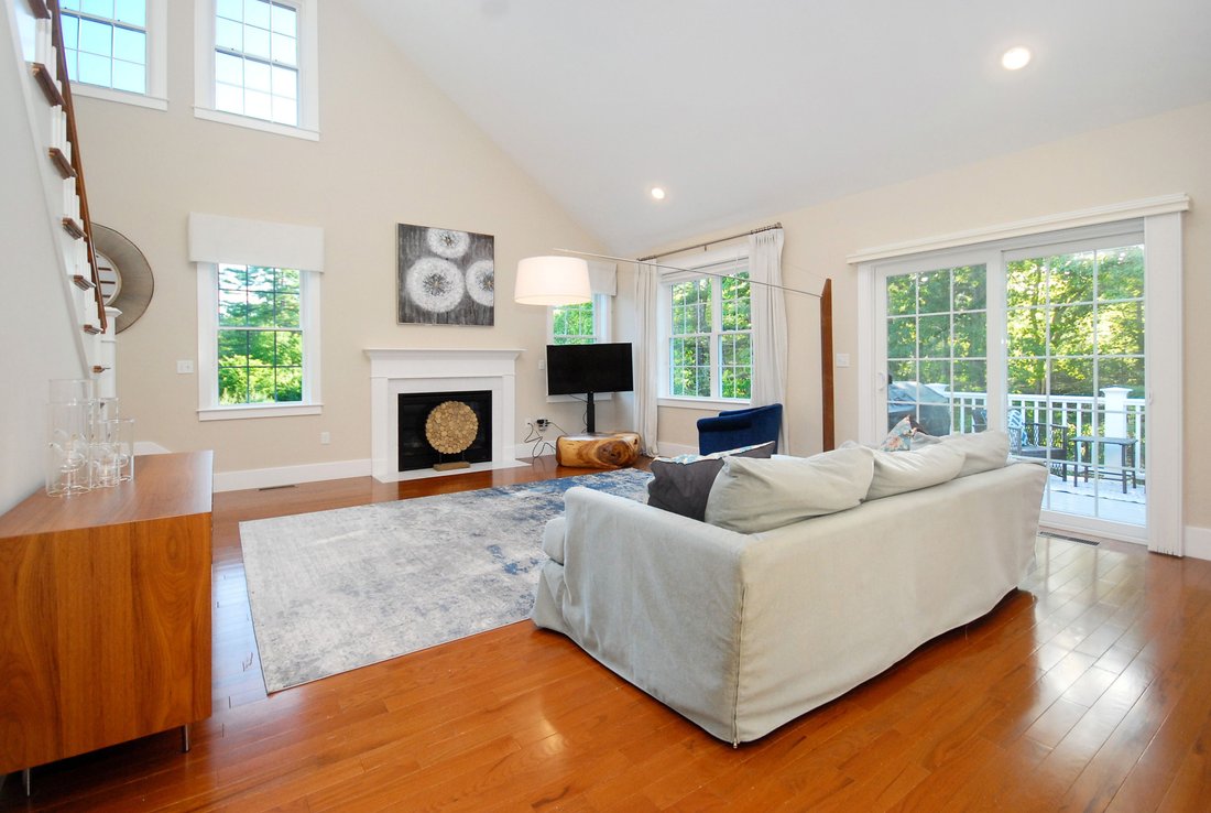 Concord, Massachusetts, United States 3 - 18080854