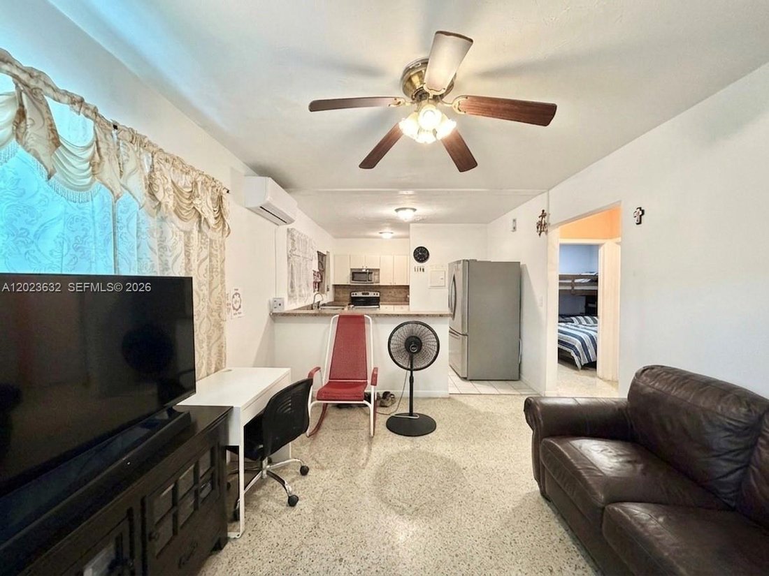 House in Miami, Florida, United States 3 - 18085444