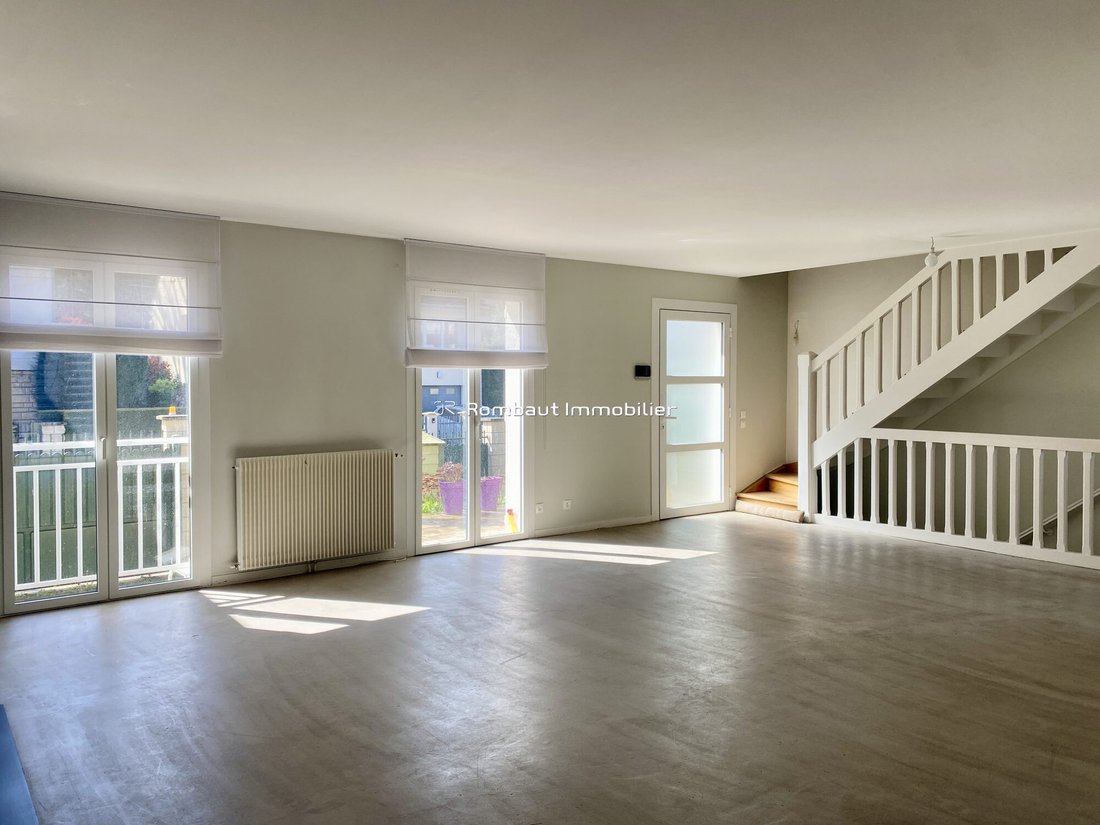 House in Bourg-La Feuillaume Nord, La Celle-Saint-Cloud, France 3 - 18088335