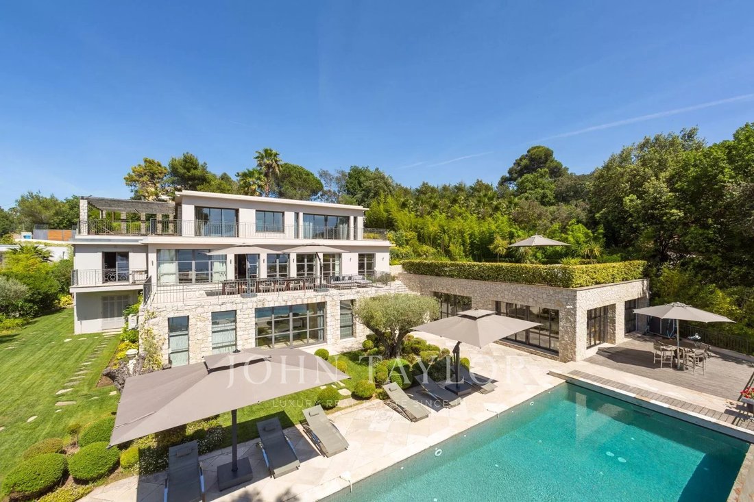Estate in La Maure-Super Cannes, Vallauris, France 1 - 18083416