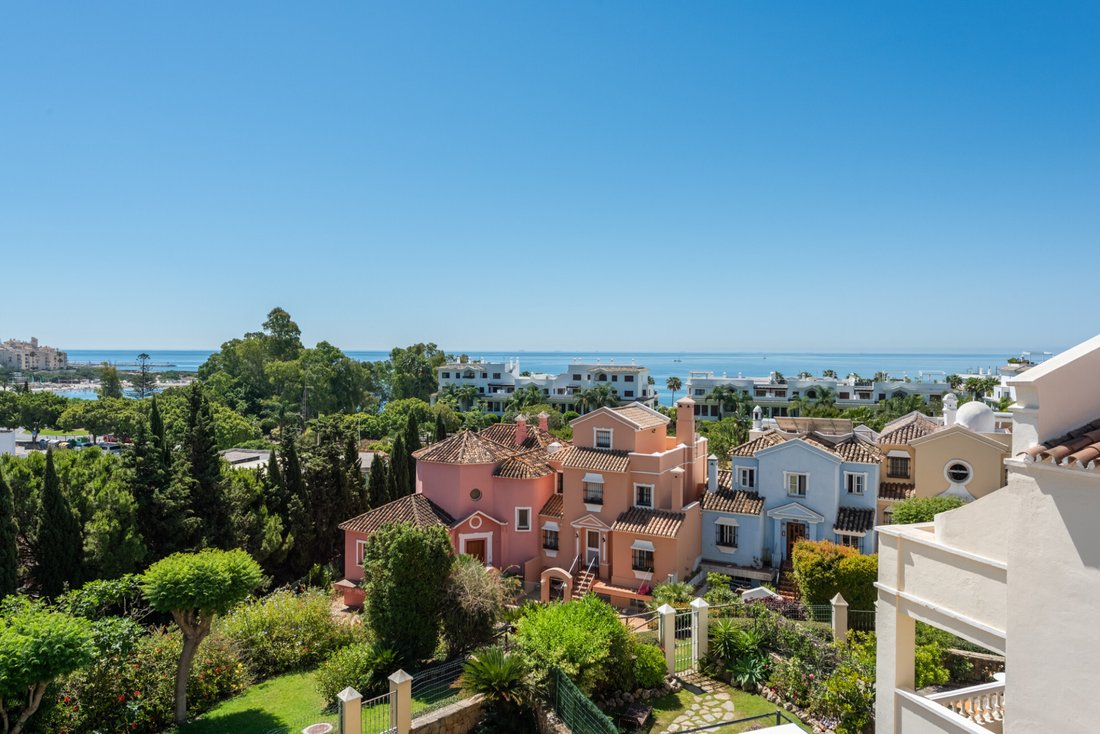 House in Estepona, Andalusia, Spain 1 - 18089838