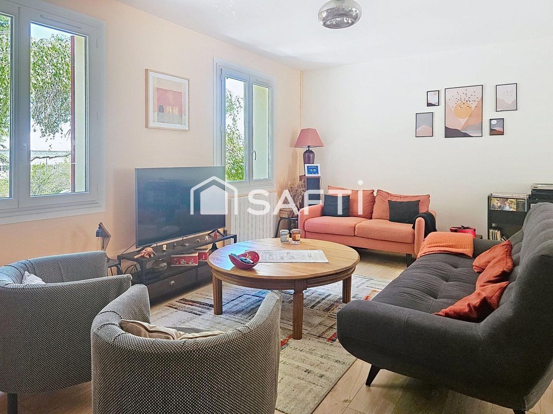 House in Bagneaux-sur-Loing, Ile-de-France, France 5 - 18084013