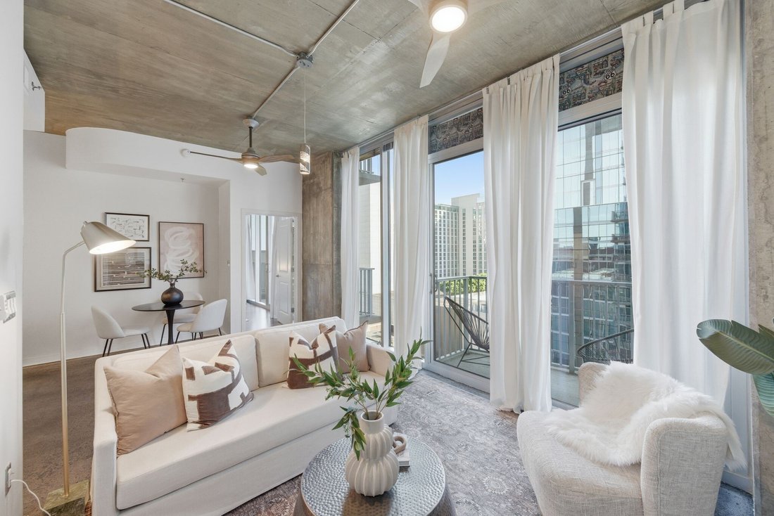 Condo in Nashville, Tennessee, United States 1 - 18089439