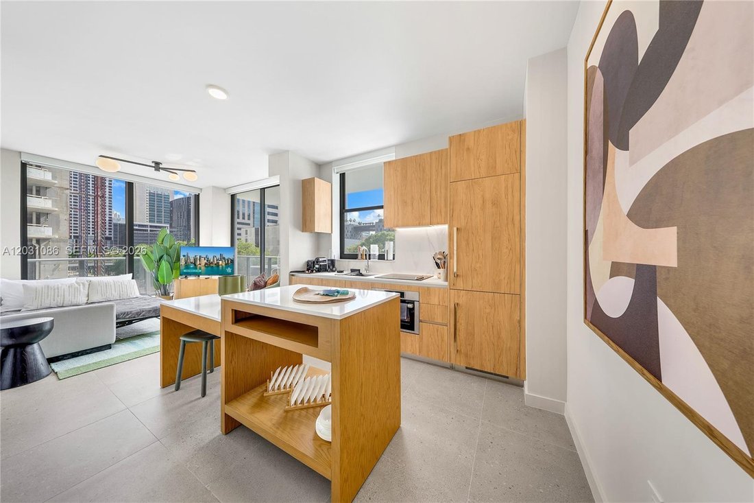 Condo in Miami, Florida, United States 3 - 18085520