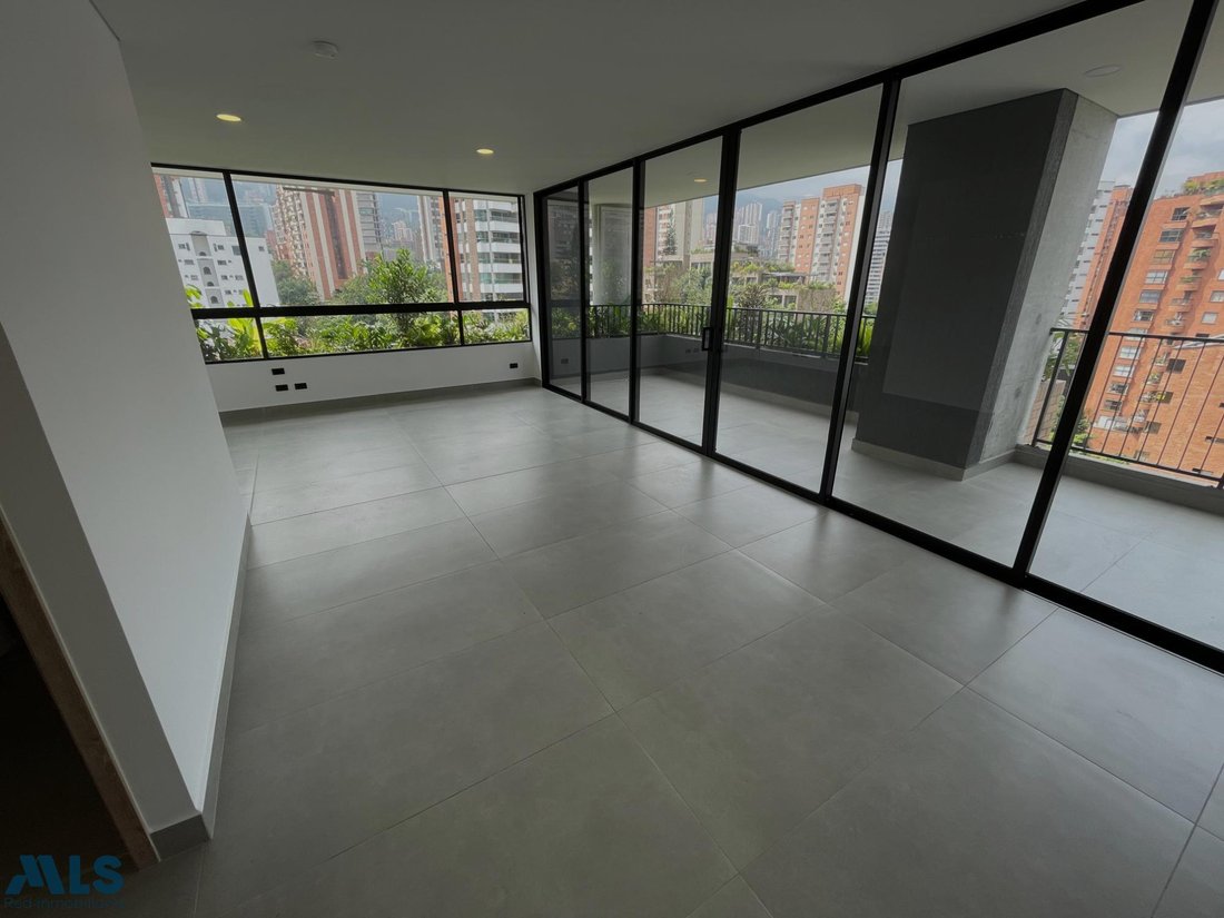 Apartment in Medellín, Antioquia, Colombia 1 - 18089239