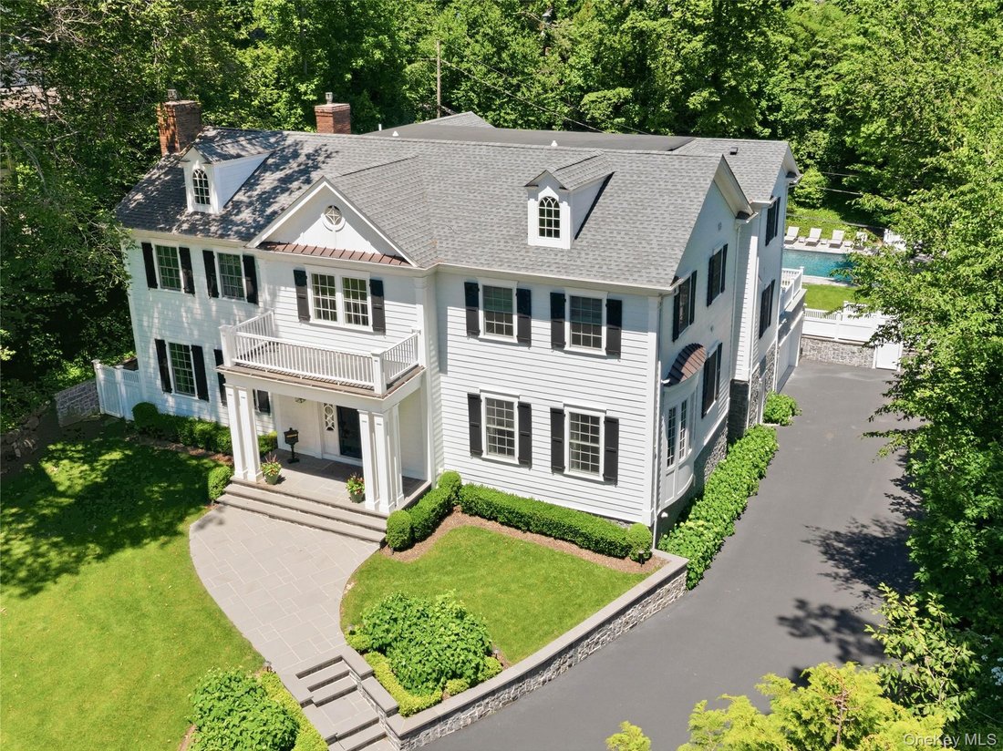 House in Manhasset, New York, United States 3 - 18065674