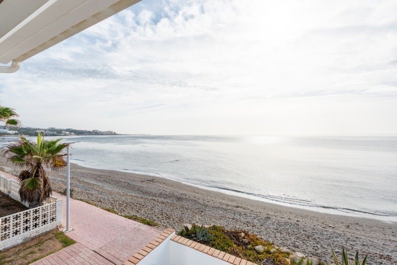 Villa in Estepona, Andalusia, Spain 4 - 18086471