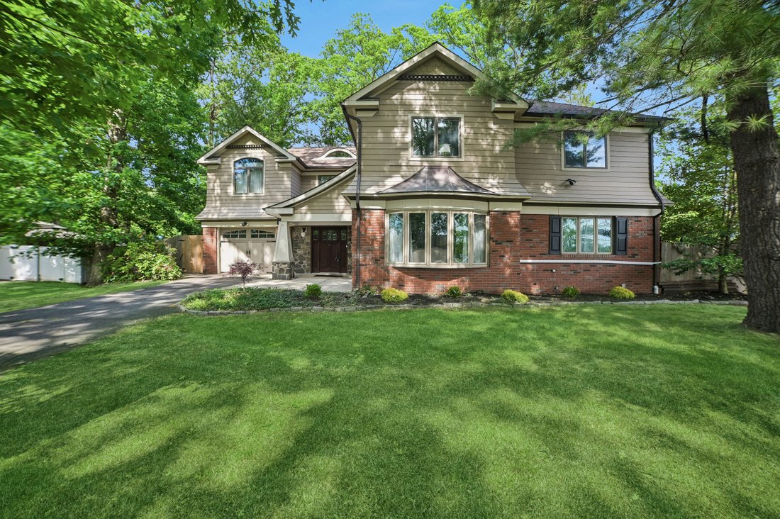 House in Metuchen, New Jersey, United States 1 - 18083944