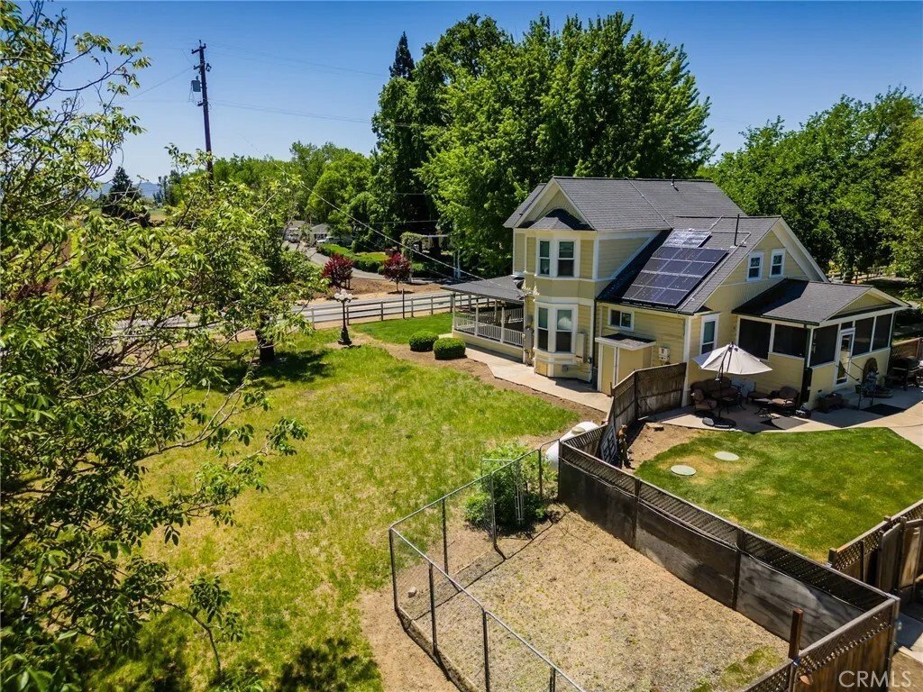 House in Lakeport, California, United States 3 - 18081896