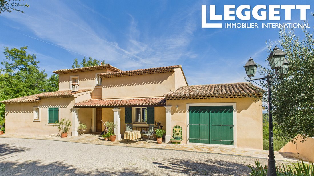 Villa in Le Cannet-des-Maures, Provence-Alpes-Côte d'Azur, France 3 - 18087353