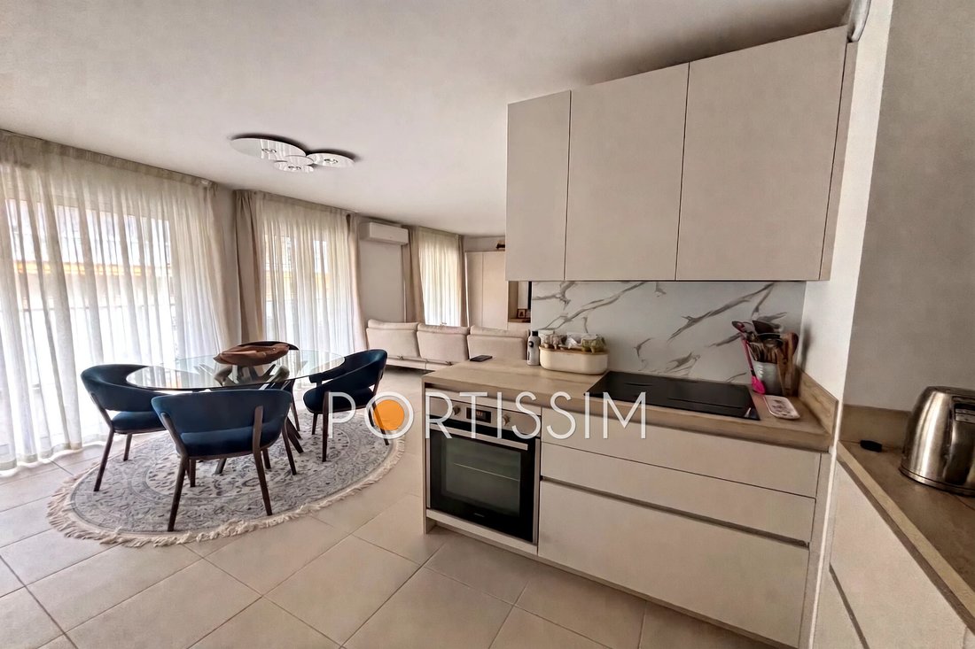 Apartment in Val de Cagne-Colline Route de Vence, Cagnes-sur-Mer, France 3 - 18089680