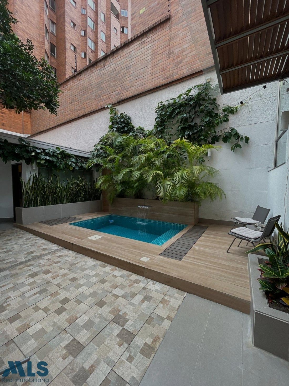 House in Medellín, Antioquia, Colombia 3 - 18089144