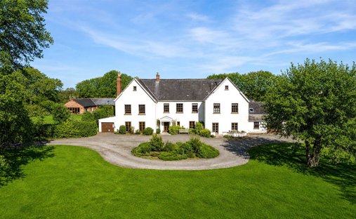 House in Devon, England 1