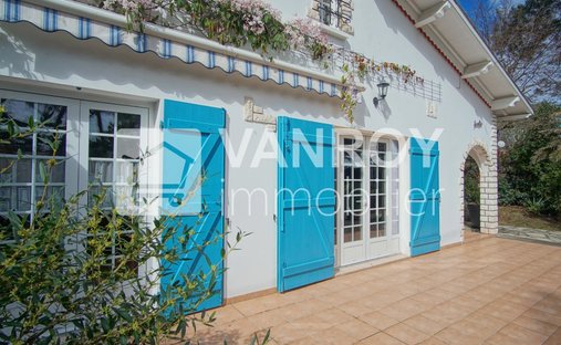 Villa in Le Moulleau-Les Abatilles, Arcachon, France 1