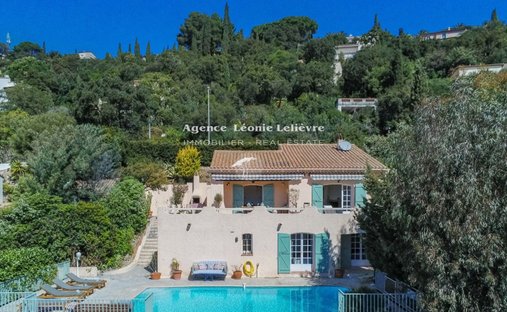 Villa in Les Issambres, Roquebrune-sur-Argens, France 1