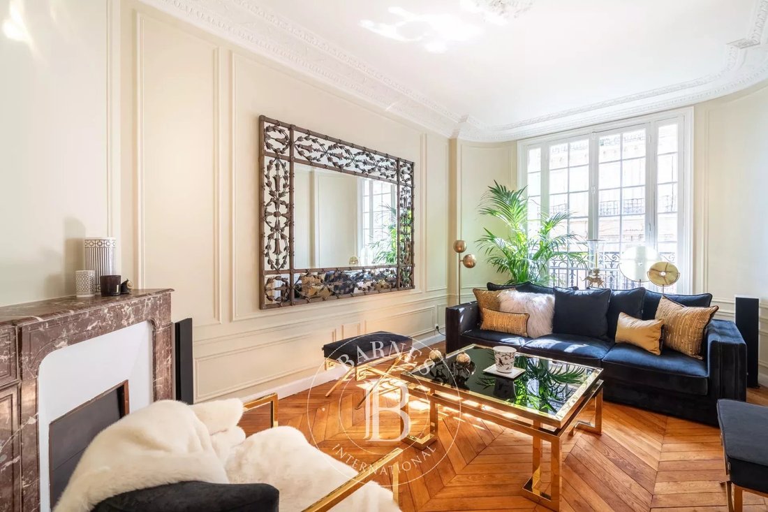 Apartment in Bois de Boulogne, Paris 16e Arrondissement, Paris 1 - 18081886
