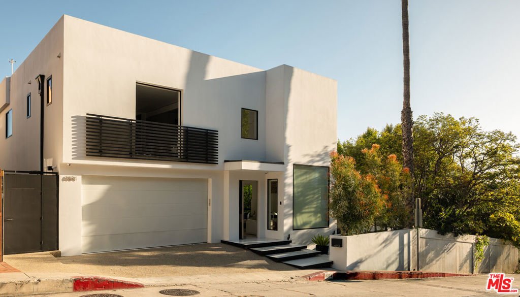 House in Los Angeles, California, United States 2 - 18086844