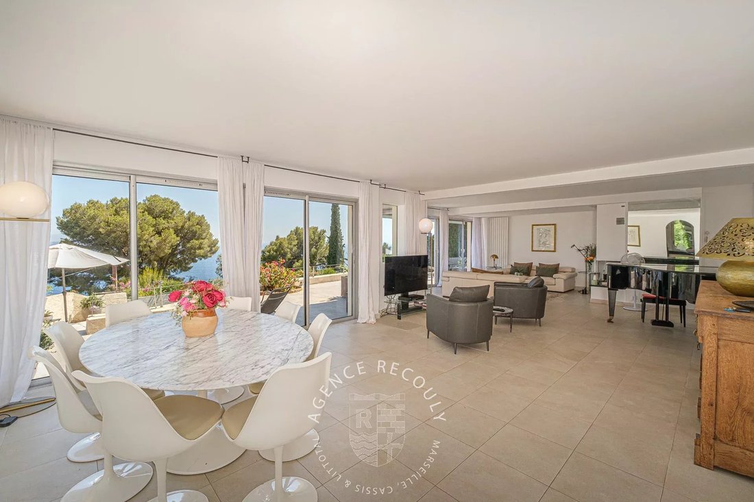 House in Le Lavandou, Provence-Alpes-Côte d'Azur, France 4 - 18083434