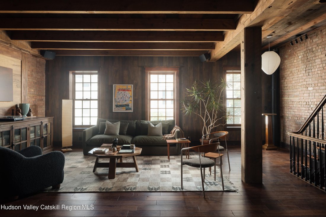 House in Hudson, New York, United States 4 - 18085150