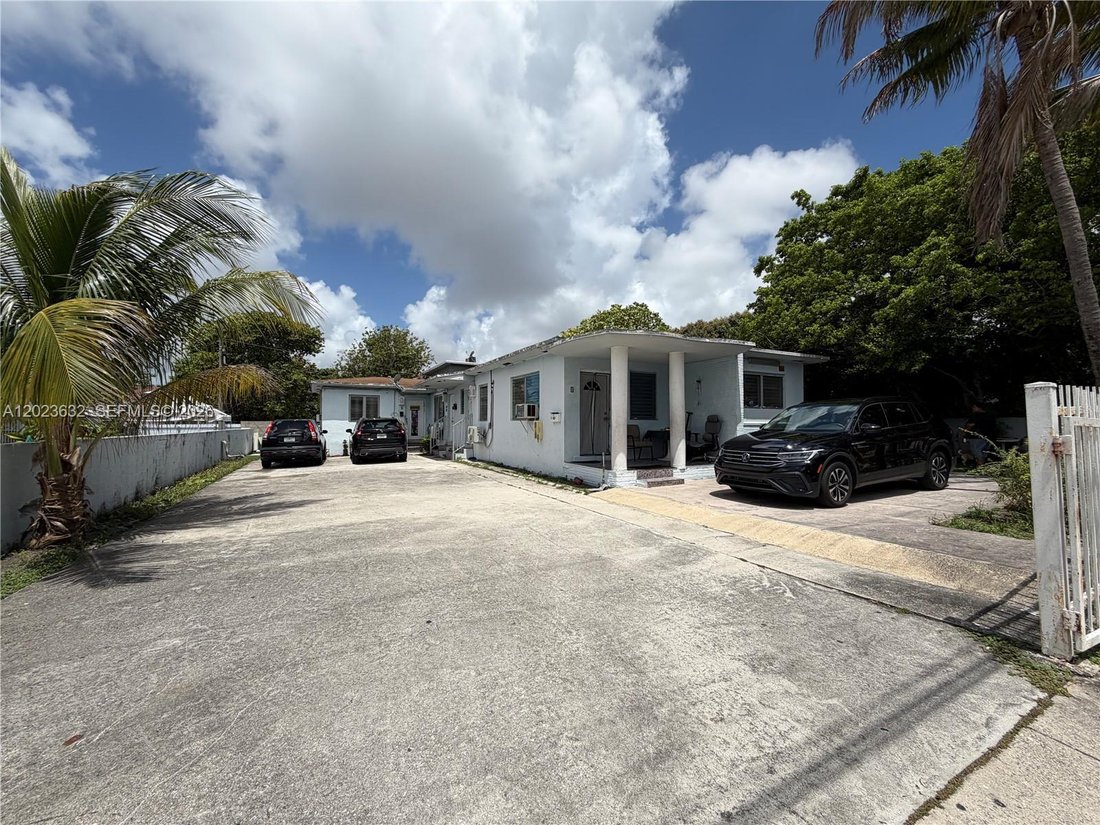 House in Miami, Florida, United States 2 - 18085444