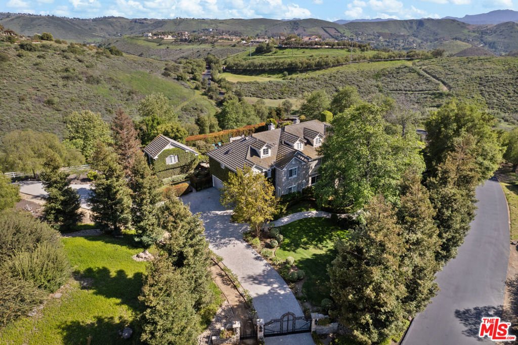 House in Camarillo, California, United States 5 - 18086829