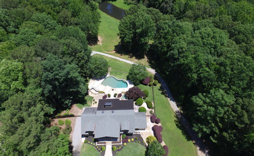 House in Sharpsburg, Georgia, United States 1