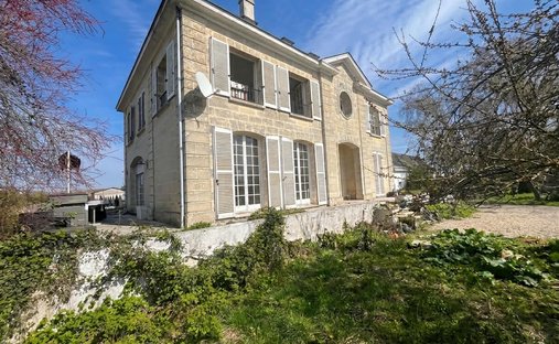 Villa in Marolles-en-Hurepoix, Ile-de-France, France 1