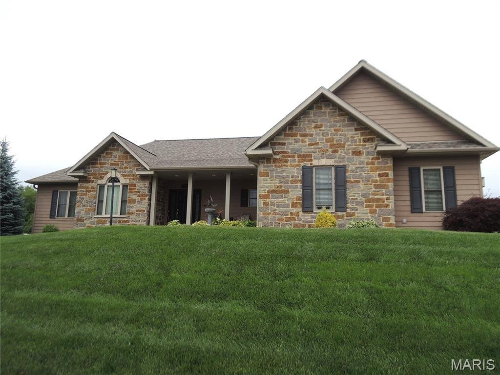 House in Greenville, Illinois, United States 2 - 18084940