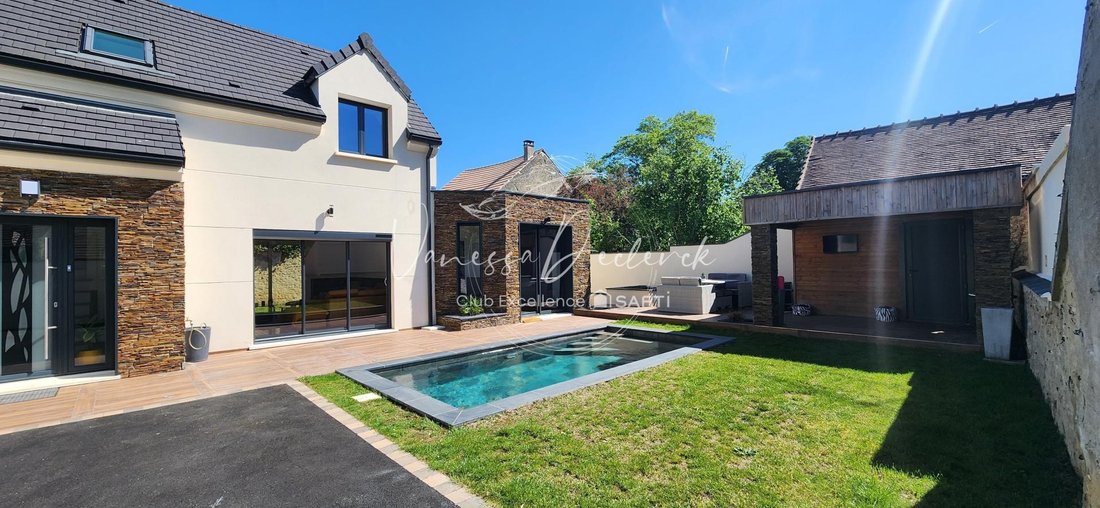House in Le Val-Saint-Germain, Ile-de-France, France 1 - 18083960