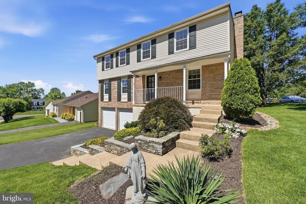 House in Hybla Valley, Virginia, United States 2 - 18088382