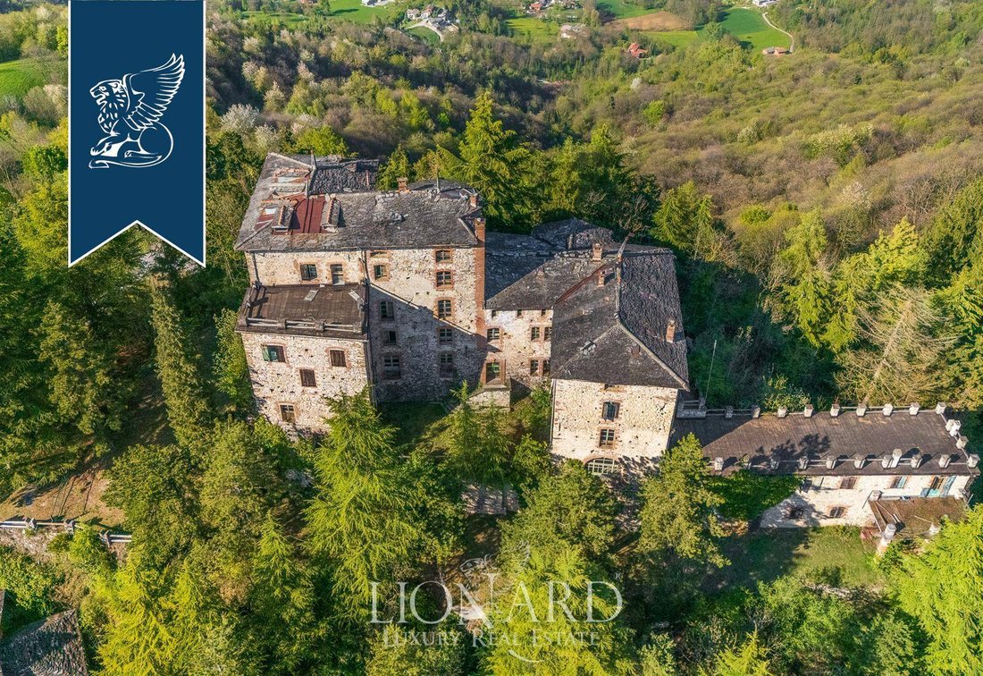 Castle in Montemale di Cuneo, Piedmont, Italy 5 - 18087474