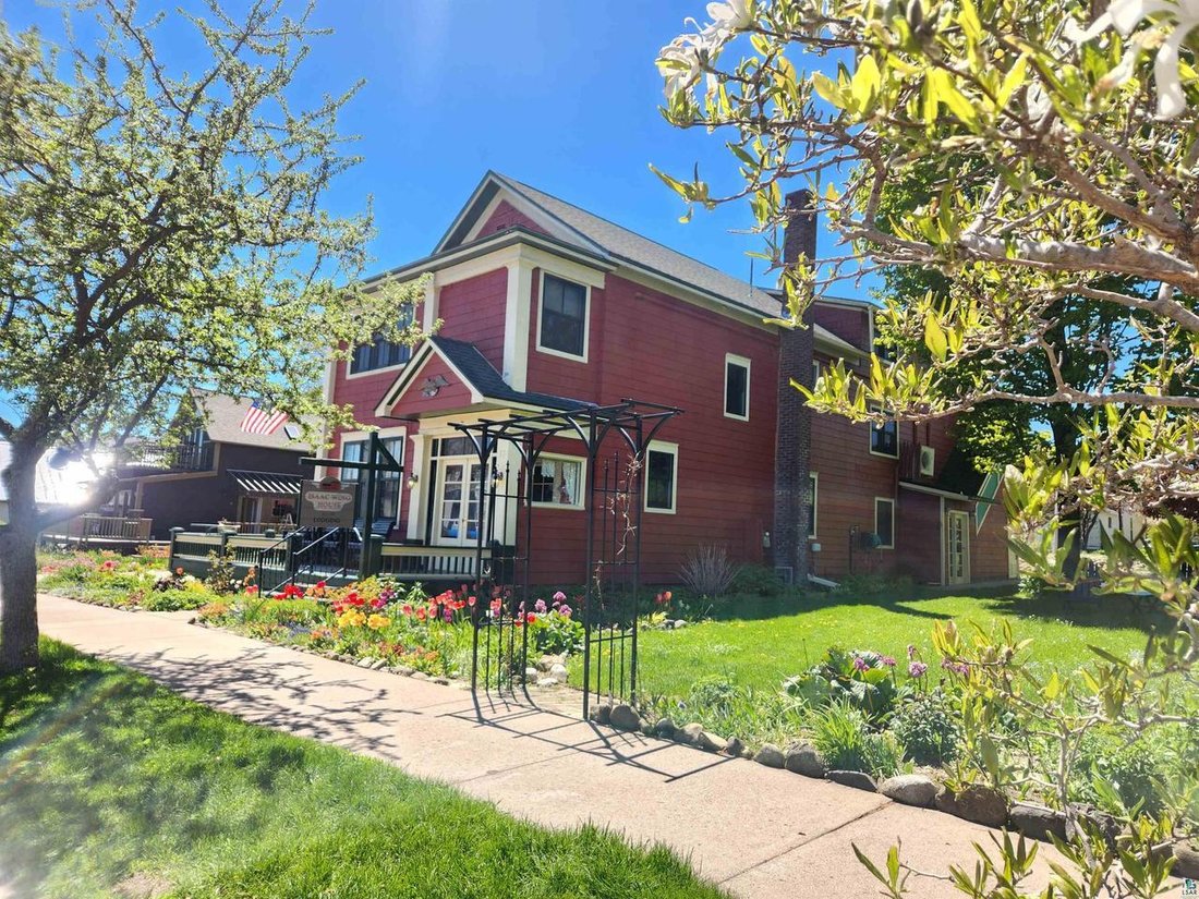 House in Washburn, Wisconsin, United States 1 - 17829868