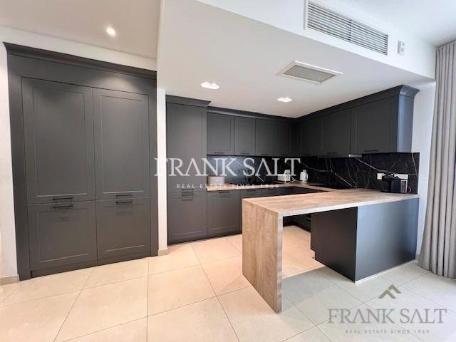 Apartment in Saint Julian's, Malta 2 - 18081555