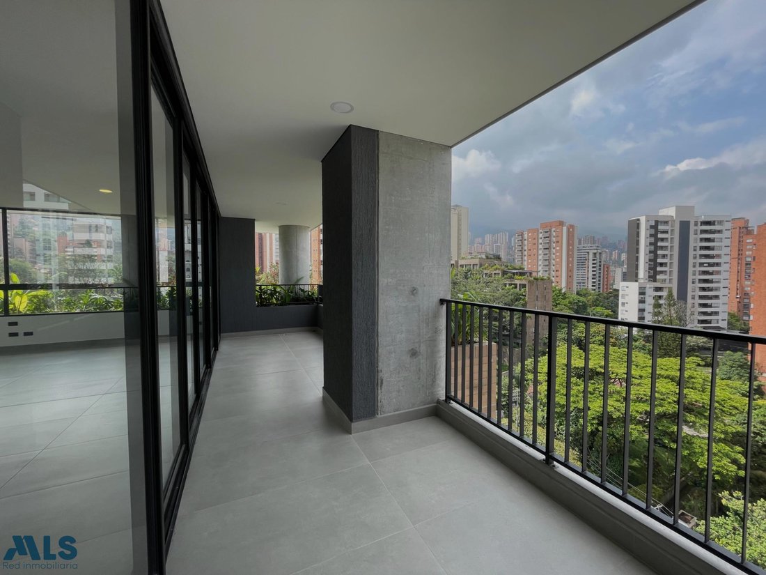 Apartment in Medellín, Antioquia, Colombia 4 - 18089239
