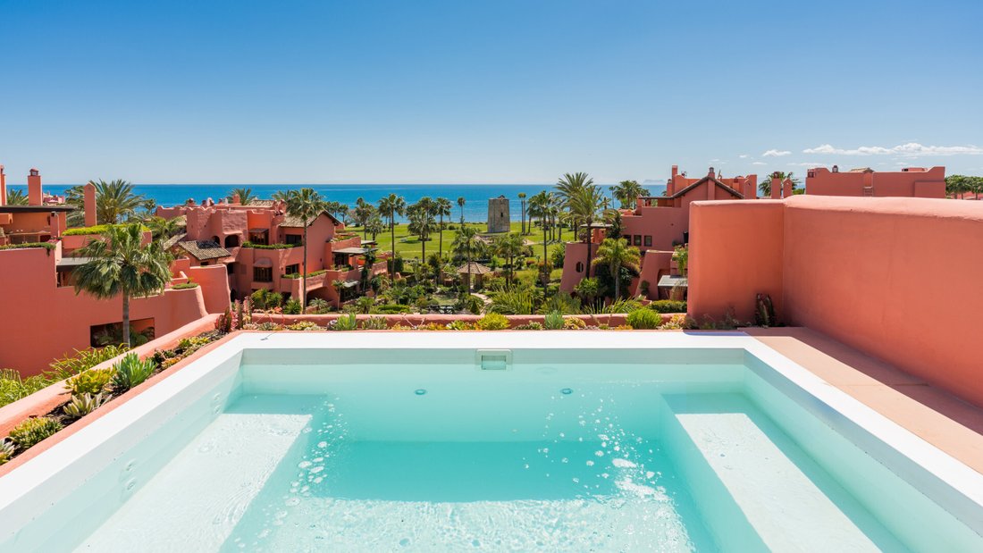 Penthouse in Cancelada, Estepona, Andalusia 1 - 18088749