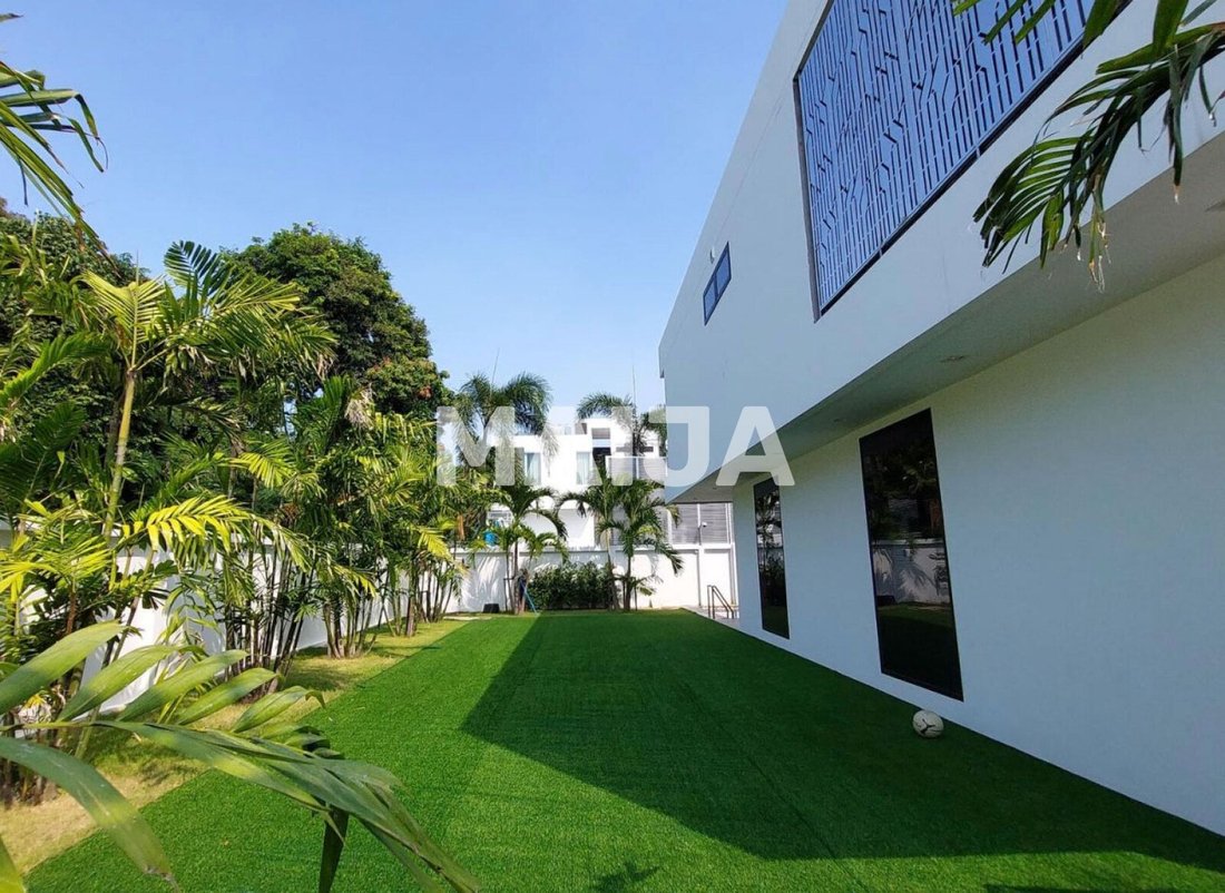 Villa in Pattaya City, Chon Buri, Thailand 2 - 18084991