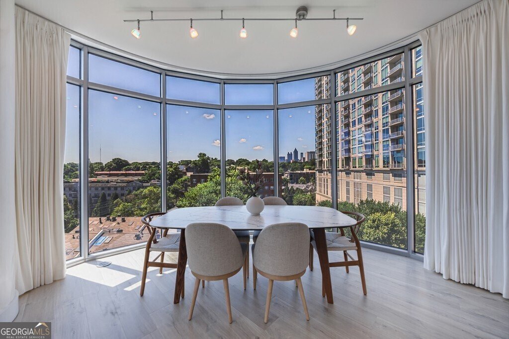 Condo in Atlanta, Georgia, United States 5 - 18088975