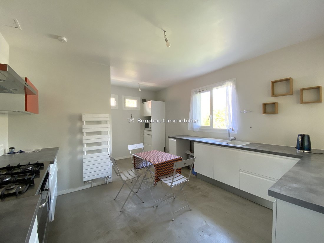 House in Bourg-La Feuillaume Nord, La Celle-Saint-Cloud, France 5 - 18088335